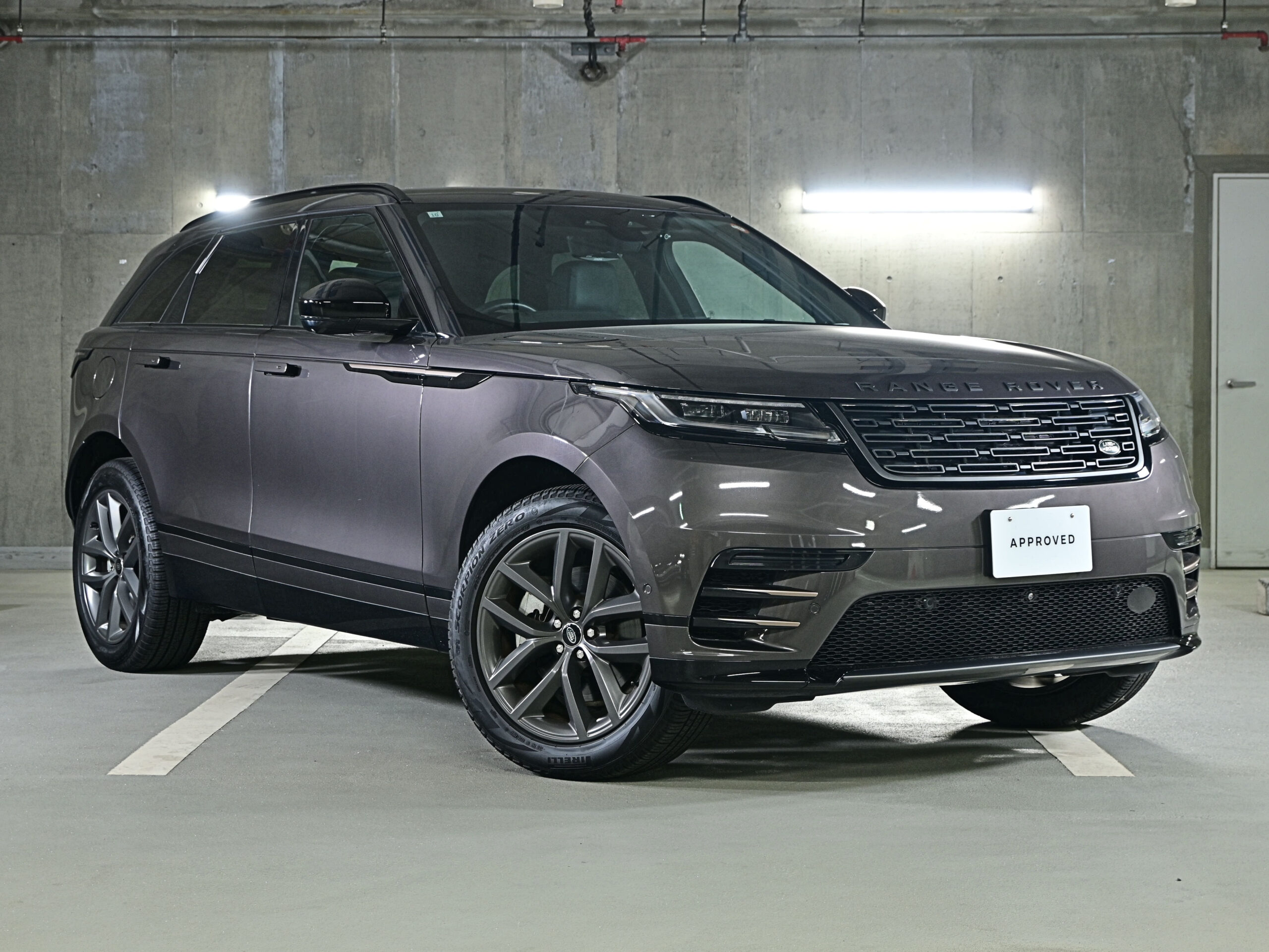 RANGE ROVER VELAR Dynamic SE D200