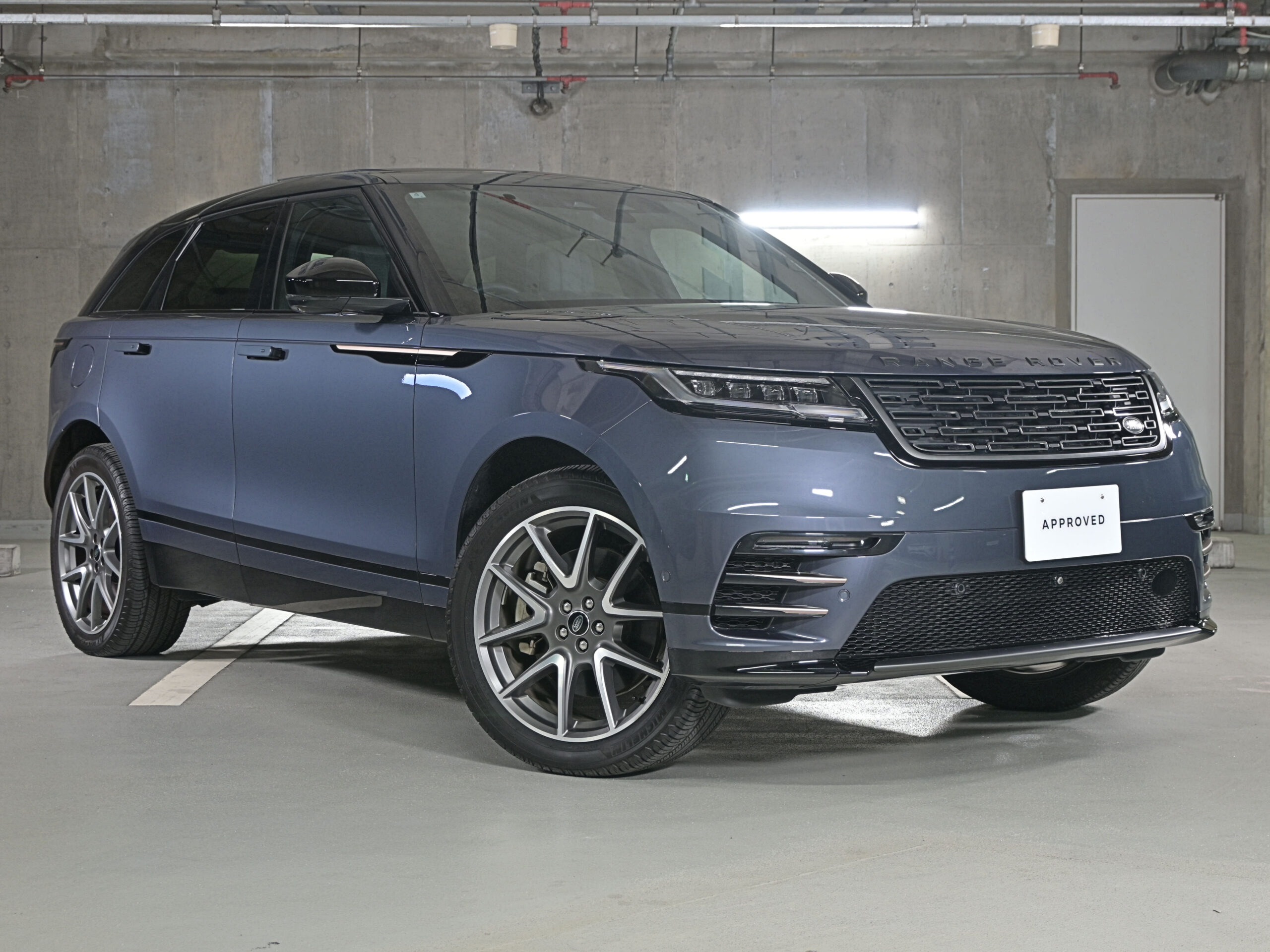 RANGE ROVER VELAR Dynamic HSE P400e