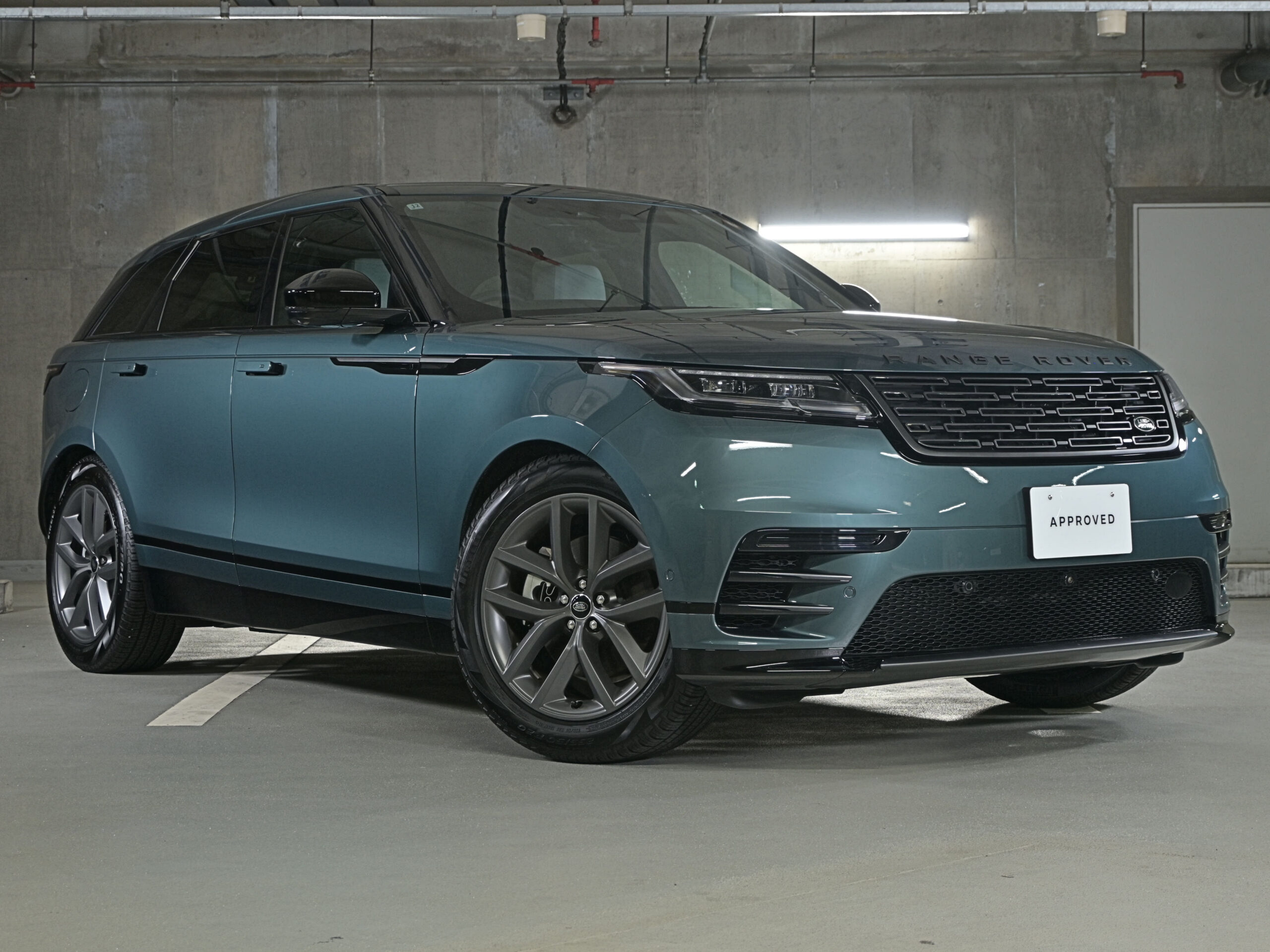 RANGE ROVER VELAR Dynamic SE D200